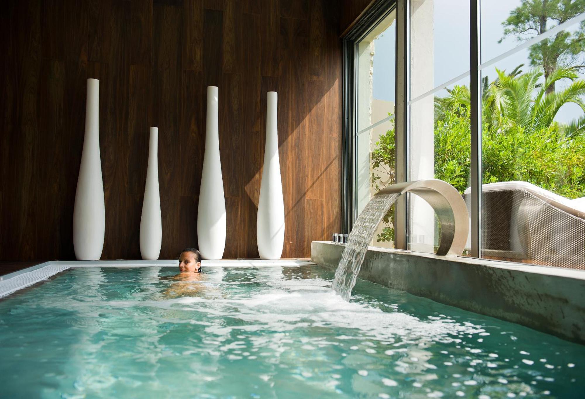 Sezz Saint-Tropez Hotel Bagian luar foto
