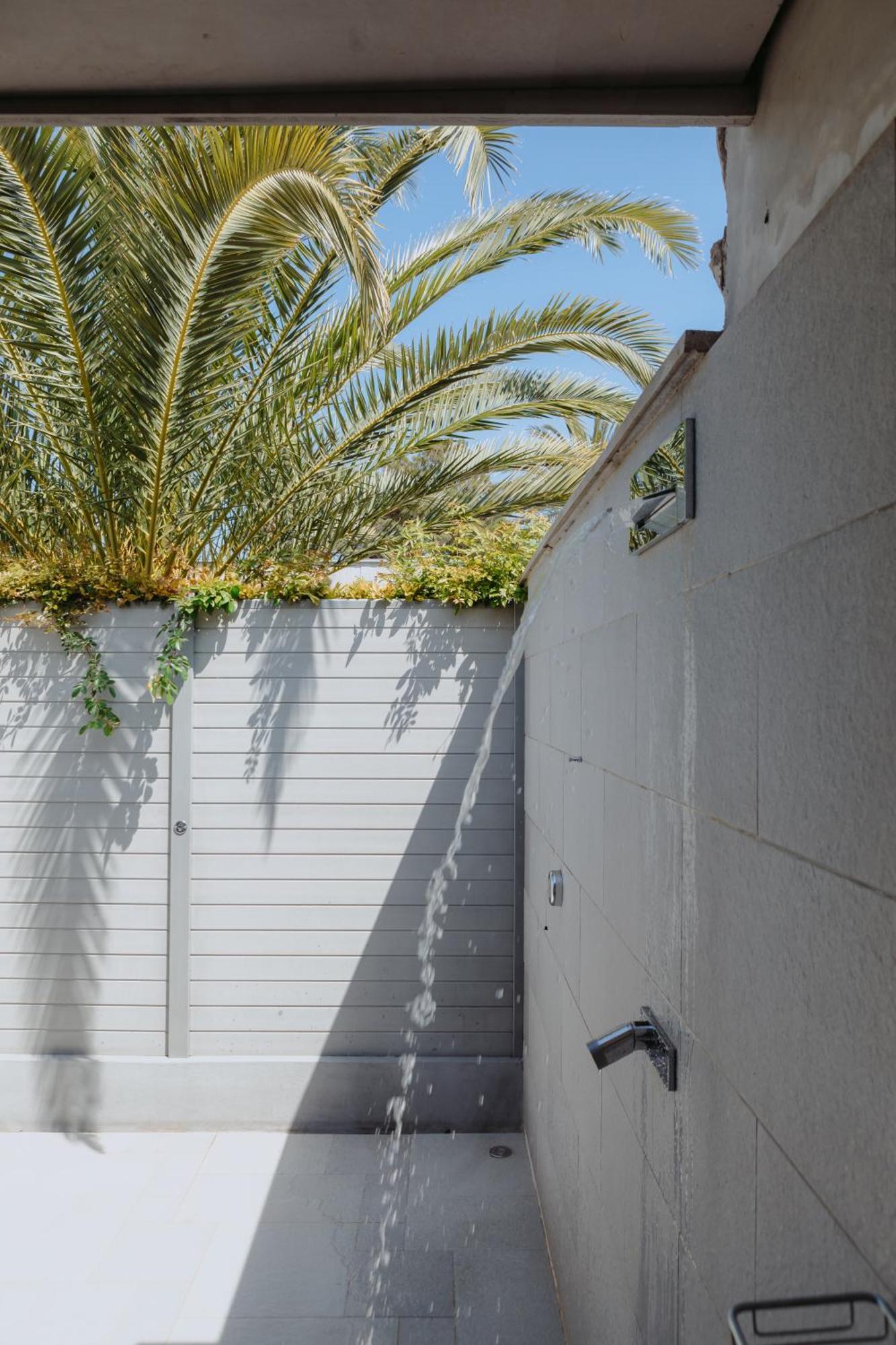 Sezz Saint-Tropez Hotel Bagian luar foto
