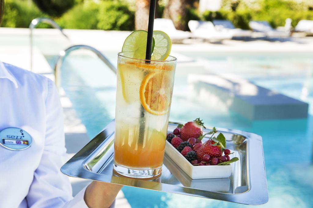Sezz Saint-Tropez Hotel Bagian luar foto